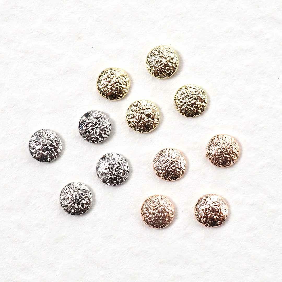 スタッズスクエア 約2.0×2.0mm 約50個入り | BLAZE【ブレイズ】 ネイル
